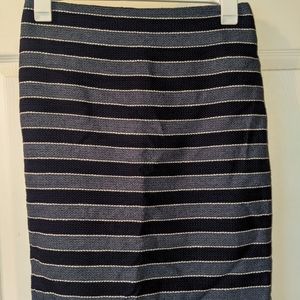 Women's Loft  Blue Striped  Pencil Skirt - SIZE 6 Pre-owned